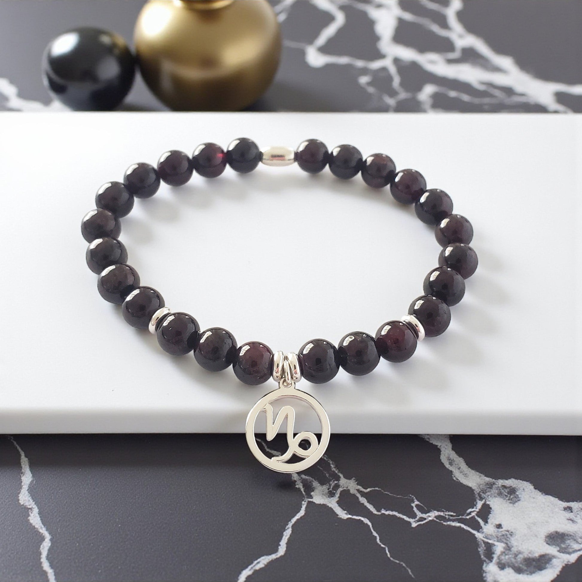SanaBelle® Capricorn Zodiac Healing Bracelet – 6mm Natural Gemstones with Silver Accents